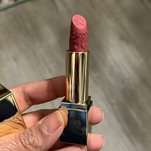 Estée Lauder Lipstick